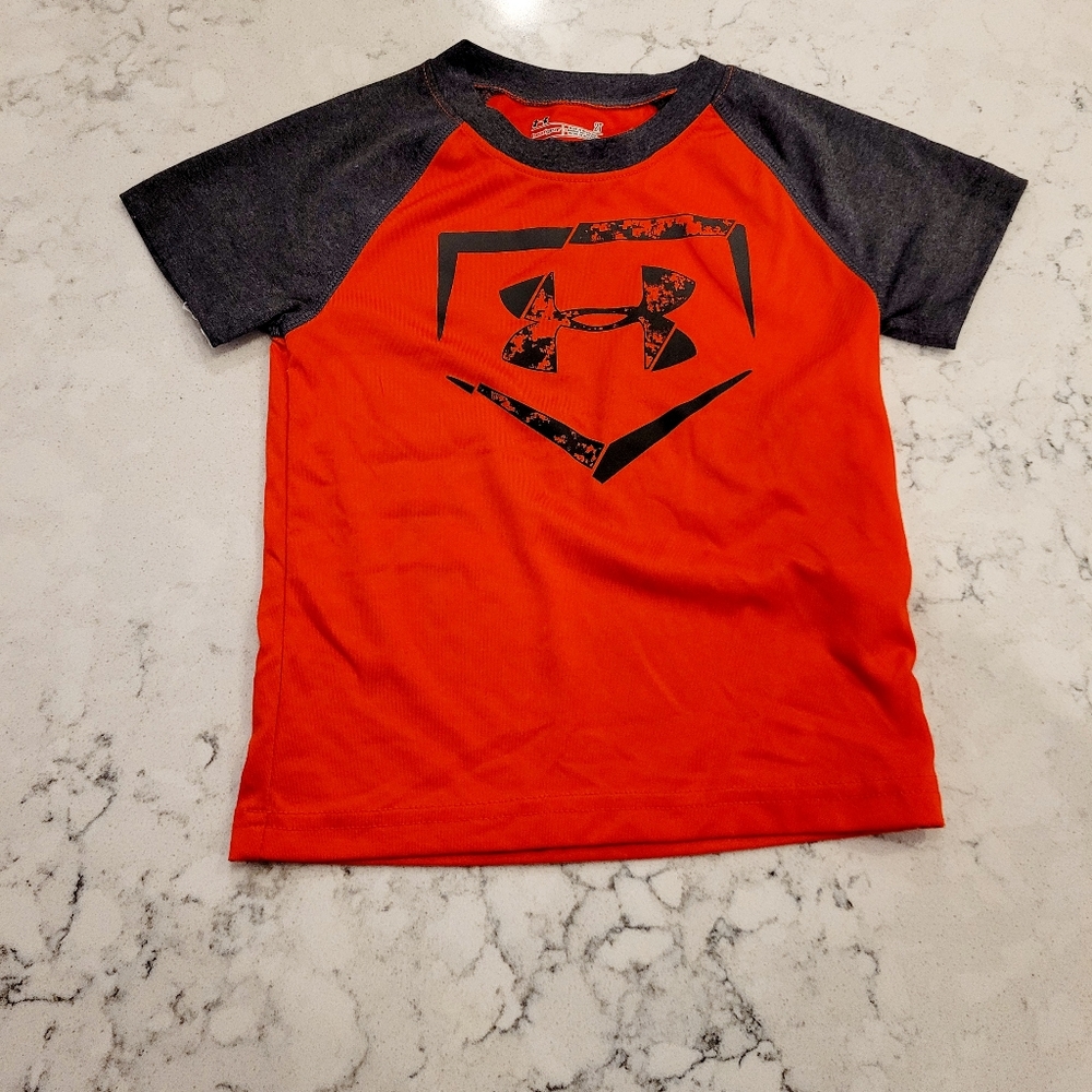$$$$2T Under Armour tshirt